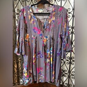 Umgee Gray Floral V-Neck Boho Tunic